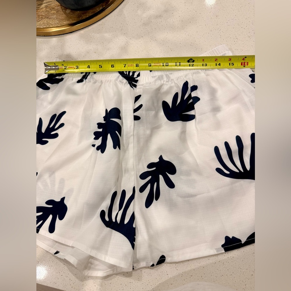 Commense Short Set - Picture 11 of 12